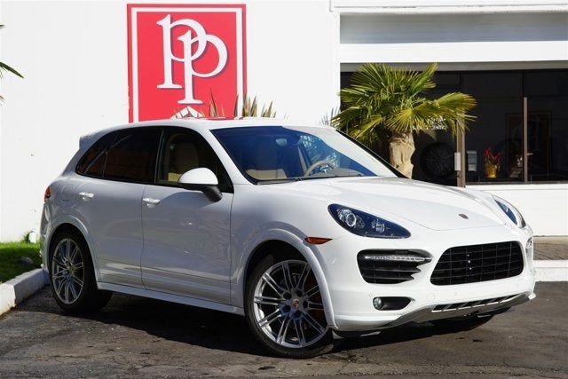 2013 Porsche Cayenne GTS