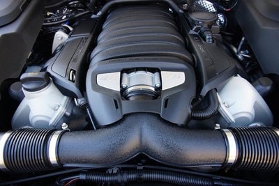 2013 Porsche Cayenne GTS