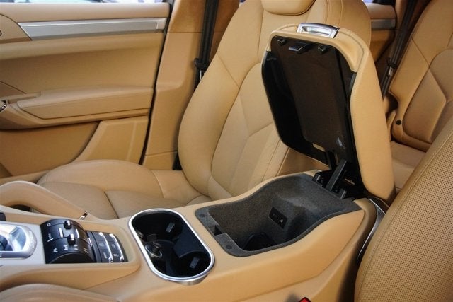 2013 Porsche Cayenne GTS