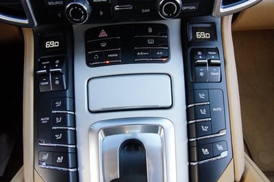 2013 Porsche Cayenne GTS