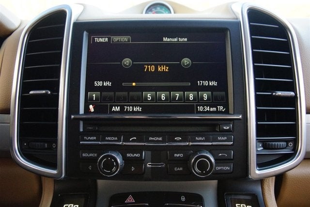 2013 Porsche Cayenne GTS