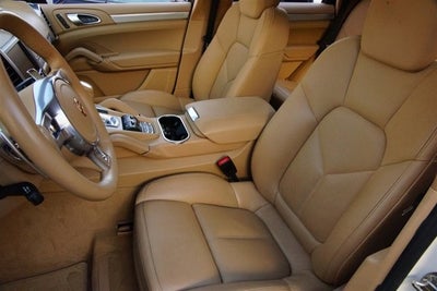 2013 Porsche Cayenne GTS