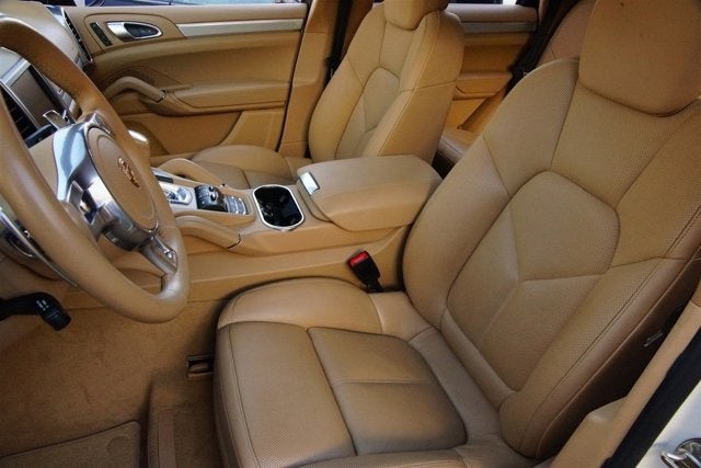 2013 Porsche Cayenne GTS