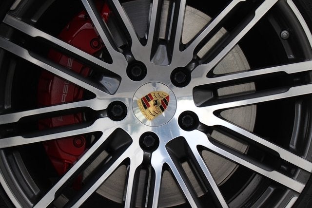 2016 Porsche Cayenne GTS