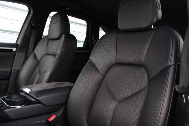 2016 Porsche Cayenne GTS