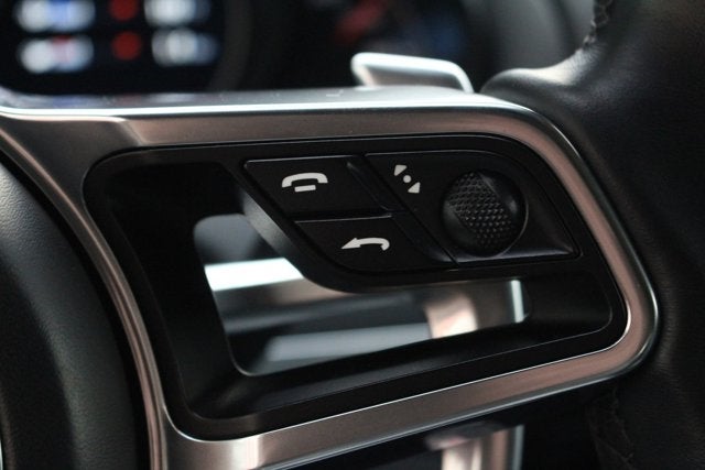 2016 Porsche Cayenne GTS