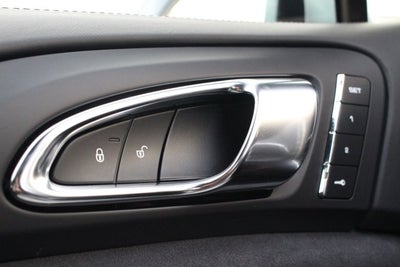 2016 Porsche Cayenne GTS