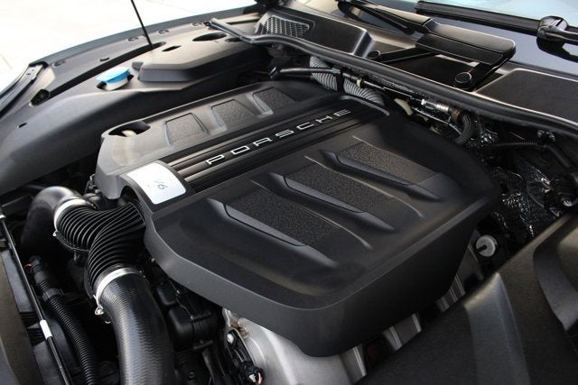 2016 Porsche Cayenne GTS