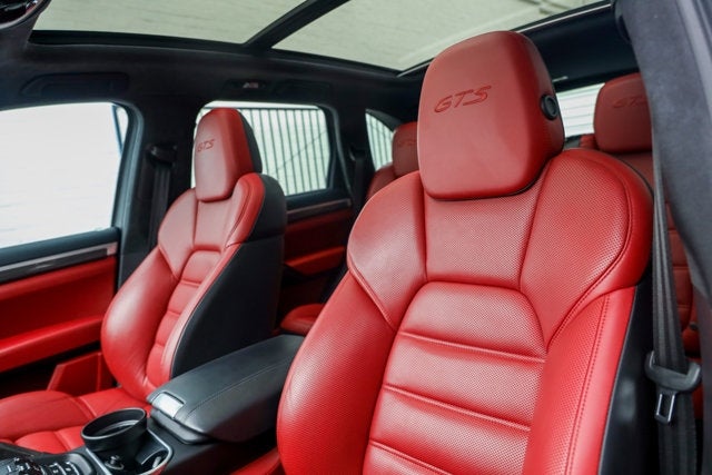 2016 Porsche Cayenne GTS