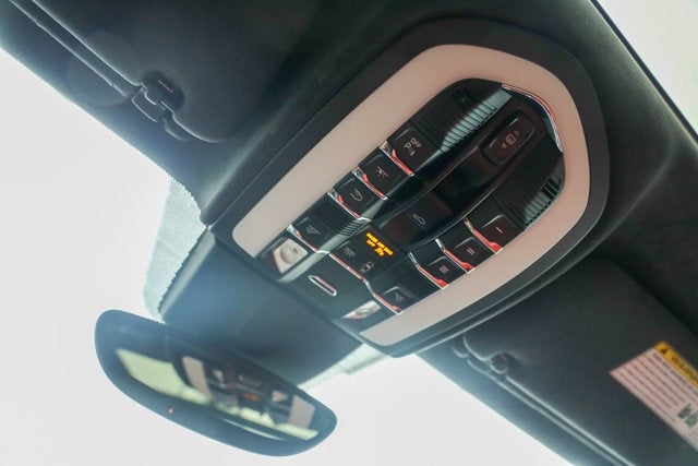 2016 Porsche Cayenne GTS