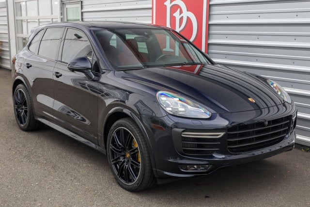 2016 Porsche Cayenne GTS