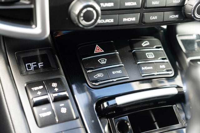 2017 Porsche Cayenne GTS