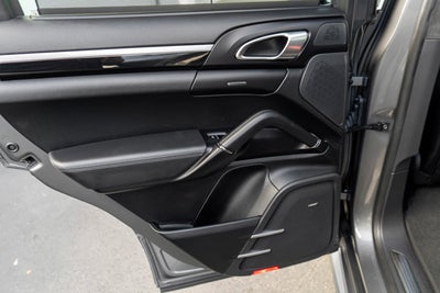 2017 Porsche Cayenne GTS