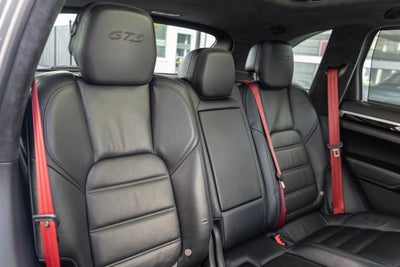 2017 Porsche Cayenne GTS