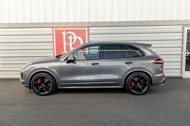 2017 Porsche Cayenne GTS