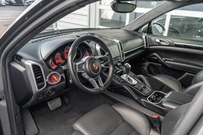 2017 Porsche Cayenne GTS