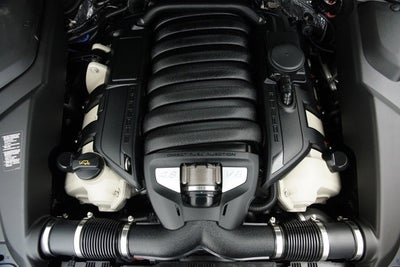 2013 Porsche Cayenne GTS