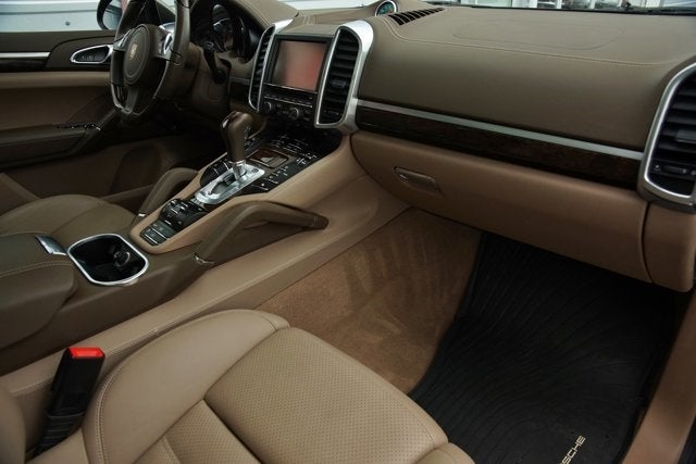 2013 Porsche Cayenne GTS