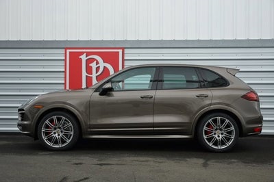 2013 Porsche Cayenne GTS