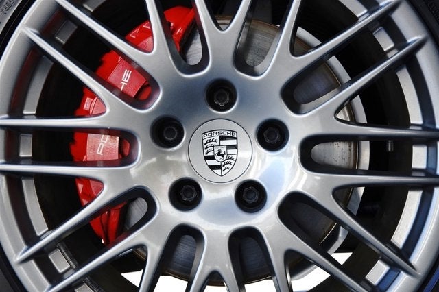 2013 Porsche Cayenne GTS