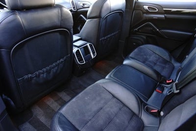 2013 Porsche Cayenne GTS