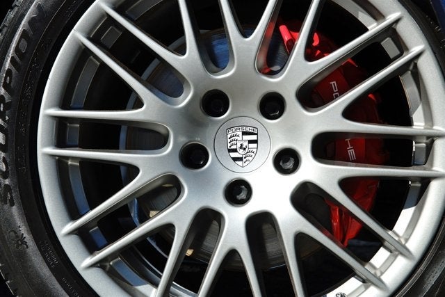 2013 Porsche Cayenne GTS