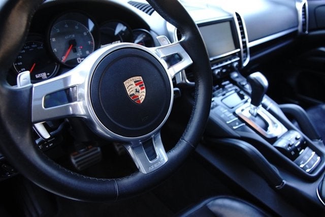 2013 Porsche Cayenne GTS