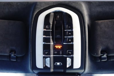 2013 Porsche Cayenne GTS