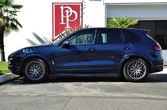 2013 Porsche Cayenne GTS