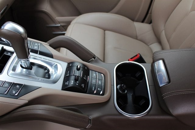 2014 Porsche Cayenne GTS