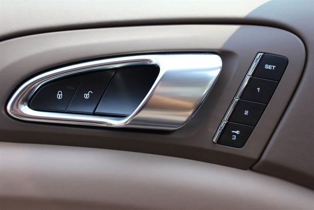 2014 Porsche Cayenne GTS