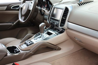 2014 Porsche Cayenne GTS