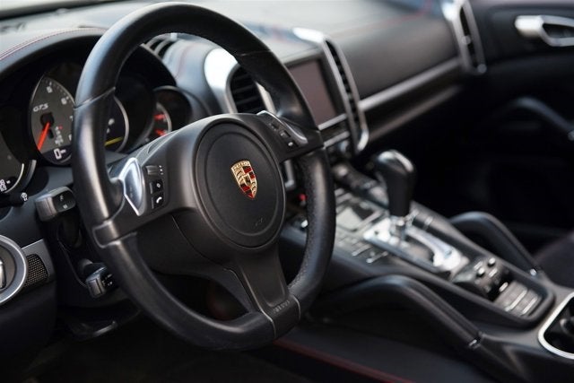 2014 Porsche Cayenne GTS