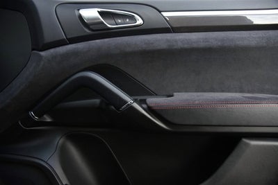 2014 Porsche Cayenne GTS