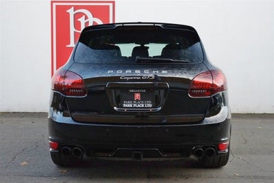 2014 Porsche Cayenne GTS