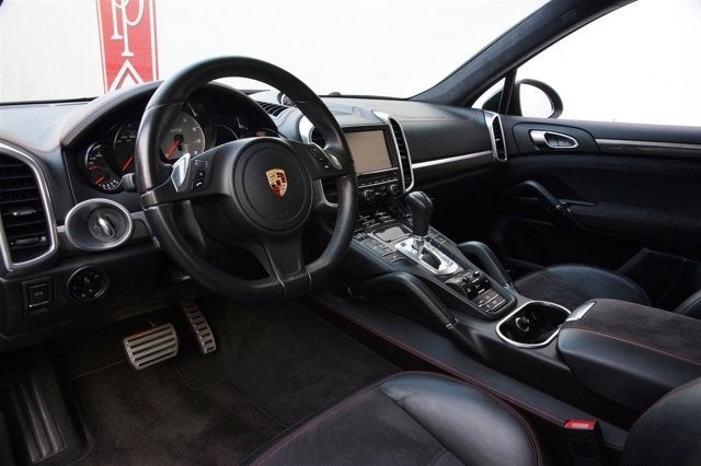 2014 Porsche Cayenne GTS