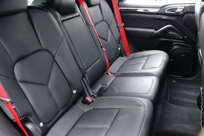 2014 Porsche Cayenne GTS