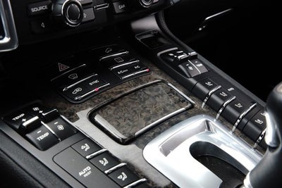 2014 Porsche Cayenne GTS