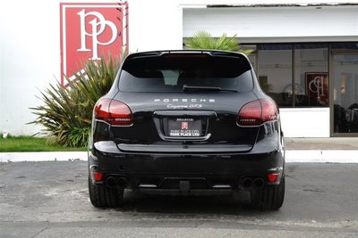 2014 Porsche Cayenne GTS