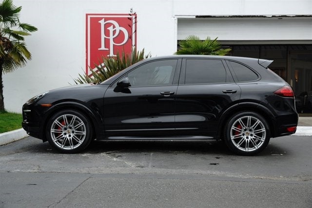 2014 Porsche Cayenne GTS