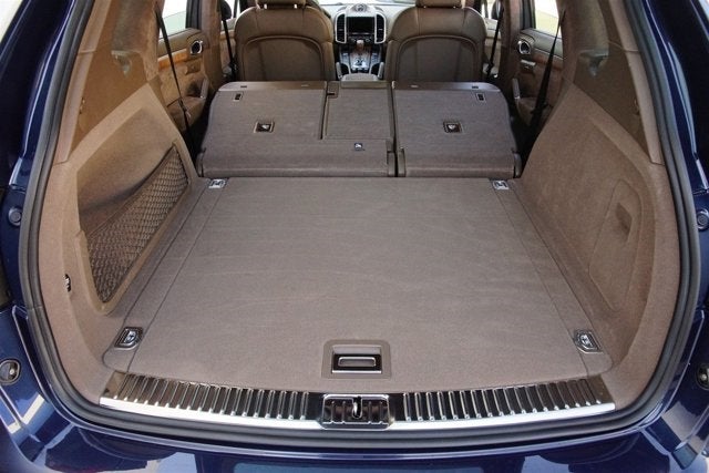 2013 Porsche Cayenne GTS