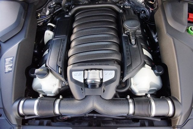 2013 Porsche Cayenne GTS