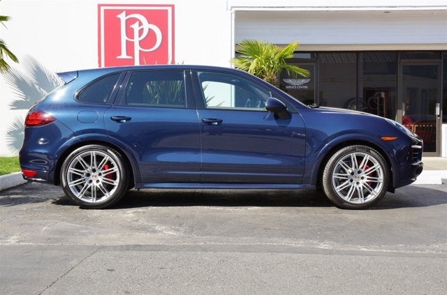 2013 Porsche Cayenne GTS