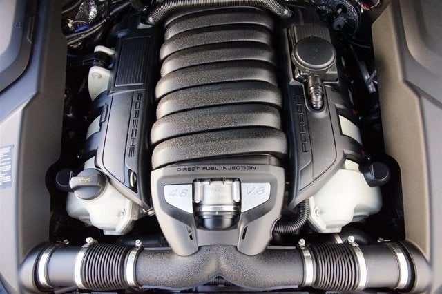 2013 Porsche Cayenne GTS