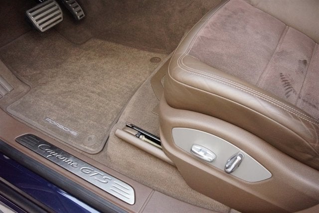 2013 Porsche Cayenne GTS