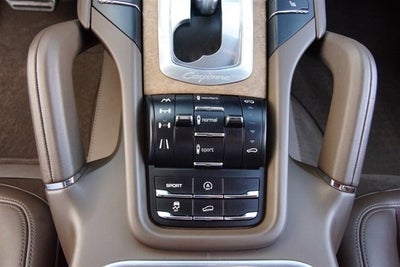 2013 Porsche Cayenne GTS