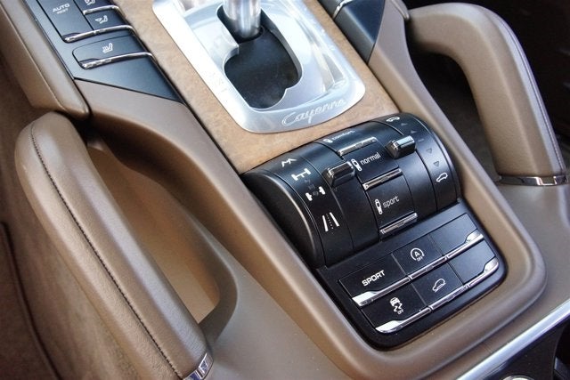 2013 Porsche Cayenne GTS