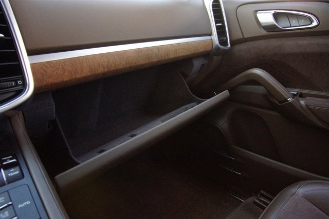 2013 Porsche Cayenne GTS