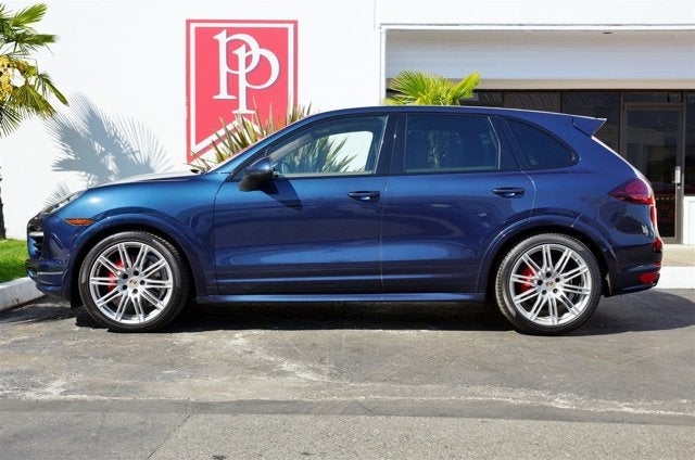 2013 Porsche Cayenne GTS