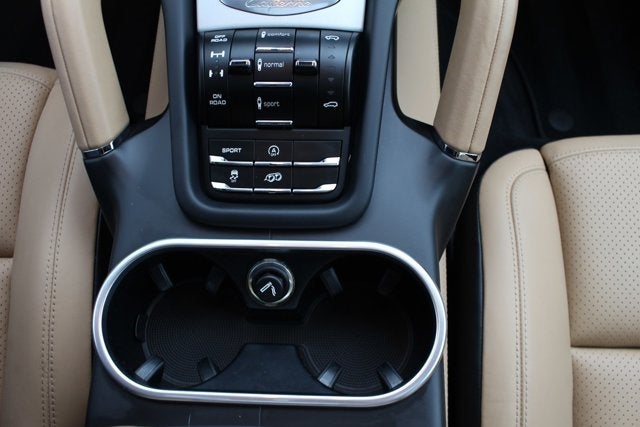 2014 Porsche Cayenne GTS